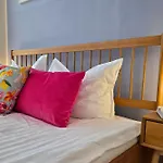 Gruene Oase Mit Eigener Terrasse Zwischen Altstadt Und Hafen #2 Apartmán