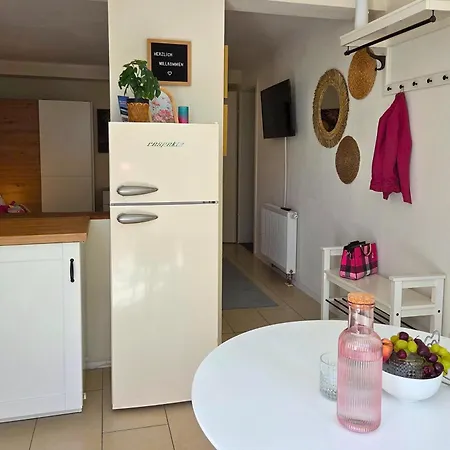 Apartman Gruene Oase Mit Eigener Terrasse Zwischen Altstadt Und Hafen #2