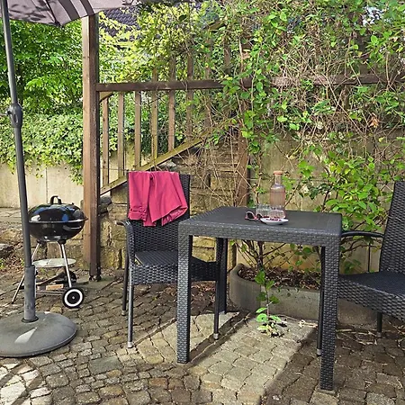 Gruene Oase Mit Eigener Terrasse Zwischen Altstadt Und Hafen #2 Apartman