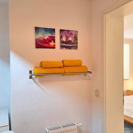 Gruene Oase Mit Eigener Terrasse Zwischen Altstadt Und Hafen #2 Apartman Senftenberg
