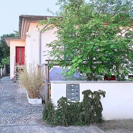 Gruene Oase Mit Eigener Terrasse Zwischen Altstadt Und Hafen #2 * Senftenberg