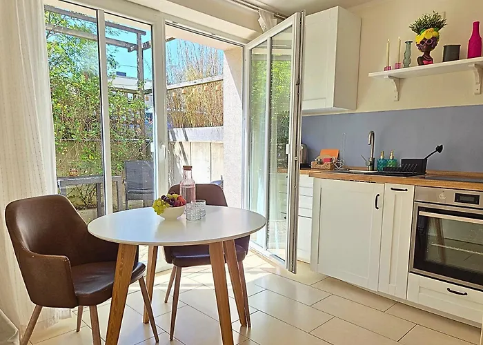 Gruene Oase Mit Eigener Terrasse Zwischen Altstadt Und Hafen #2 Senftenberg