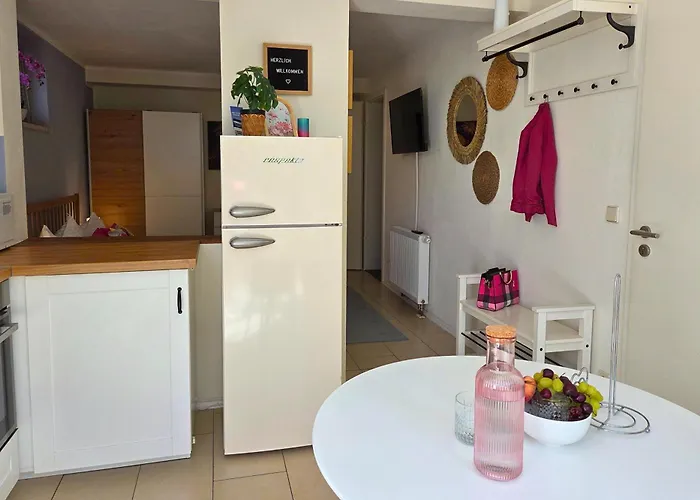 Διαμέρισμα Gruene Oase Mit Eigener Terrasse Zwischen Altstadt Und Hafen #2