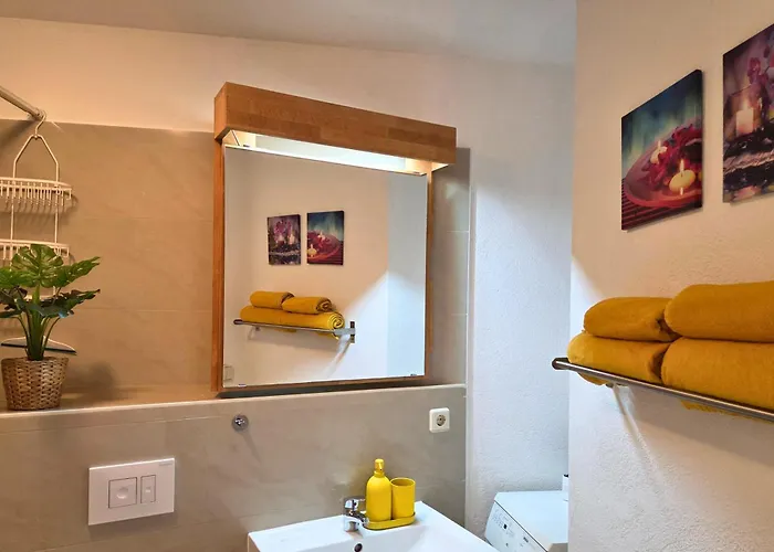 Gruene Oase Mit Eigener Terrasse Zwischen Altstadt Und Hafen #2 * Senftenberg