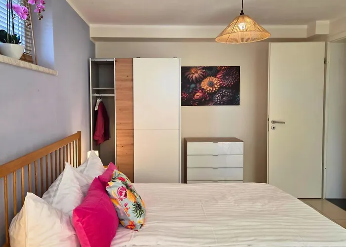 Gruene Oase Mit Eigener Terrasse Zwischen Altstadt Und Hafen #2 Senftenberg