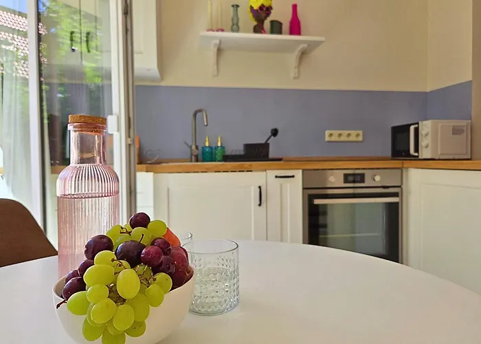 Διαμέρισμα Gruene Oase Mit Eigener Terrasse Zwischen Altstadt Und Hafen #2 *